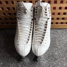 Jackson Freestyle Ice Skates