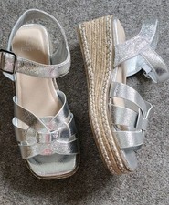 £30 Stunning Silver Weave