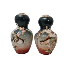 Japanese vases imari pair of