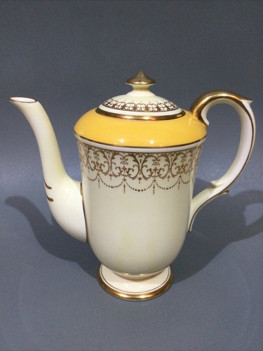 Crown staffordshire bone china - bone,