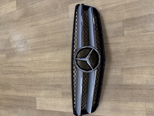 Genuine mercedes class grill - c,