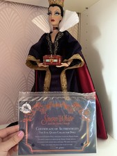 Disney Store Heirloom Limited Edition Evil Queen Villain Doll Snow White