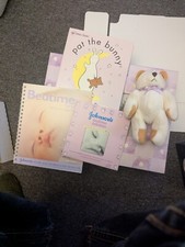 JOHNSONS BABY STORAGE BOX WITH CD, SOFT BEAR TOY, BOOK AND GUIDE BRAND NEW 