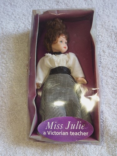 Miss julie victorian - miss,
