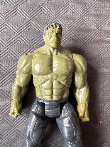 The hulk toy - figurine, marvel