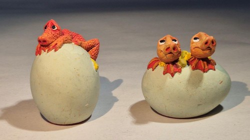 Baby dragon figurines - ,