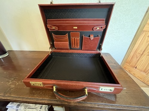 Bally leather attaché hard - bally,
