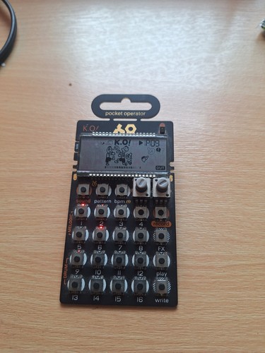Teenage engineering 33 - teenage, po-33