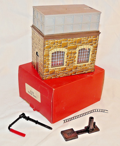 Hornby r520 water tower oo - water,