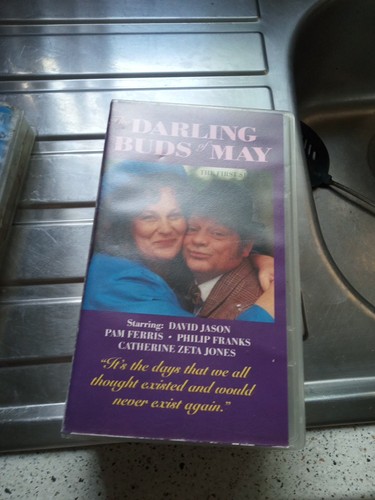 Darling buds may series 1 - darling,