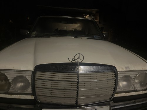 Mercedes w115 w123 - /8,