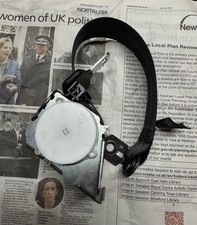 FORD FOCUS REAR SEAT BELT -