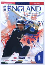 Multi signed 2009 England womens cricket programme v Australia - mint