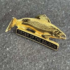 ORDER OF THE SALMON - FISHING ANGLING GOLD TONE PIN BADGE