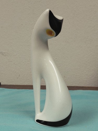 Vtg cmielow porcelain - vtg, sitting