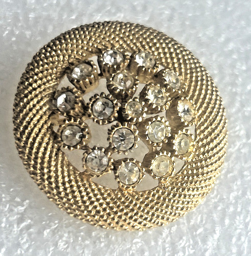 Gold tone brooch circular - gold,