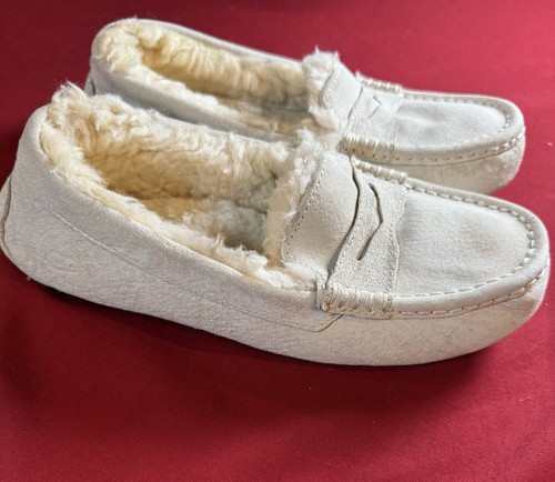 Ugg ansley women size 8 - ansley,