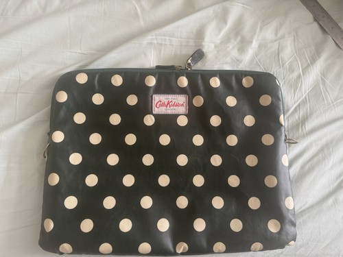 Dark green polkadot - green,