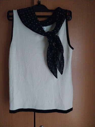 Ladies cream sleeveless thick - sleeveless,