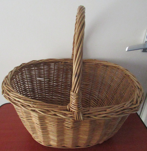 Wicker basket traditional - wicker,