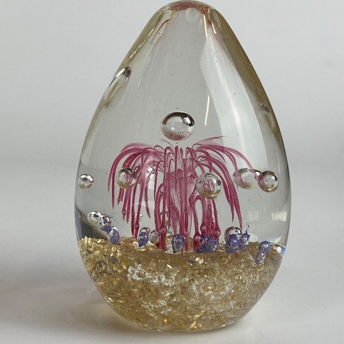 Vintage art glass paperweight - art,
