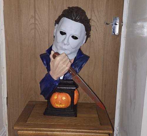 Life size michael myers - michael,