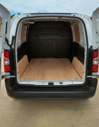 Man and van courier collection - man,