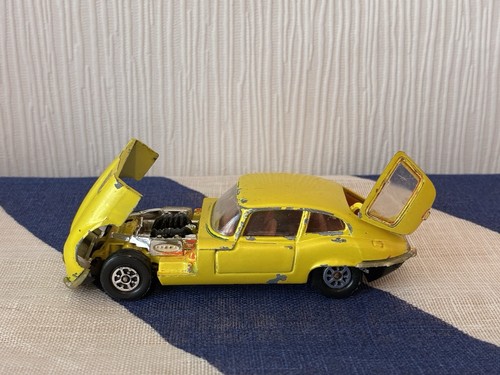 Corgi toys 374 - 374, jaguar