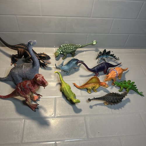 Vintage dinosaur figures - vintage,