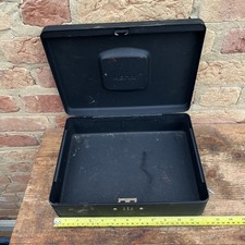 Helix Metal Cash / Document