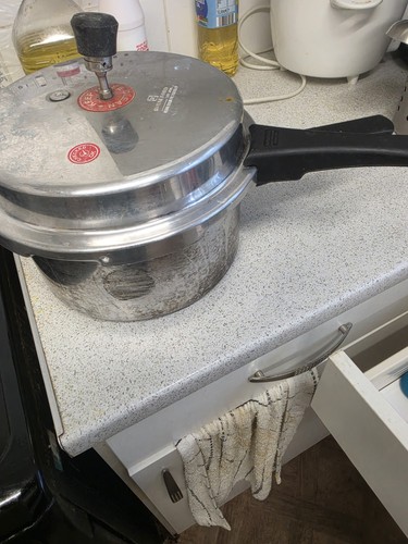 Pressure cooker - pressure,