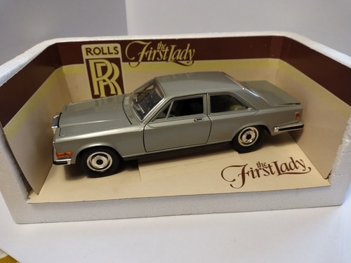 Burago rolls royce - 1:22,