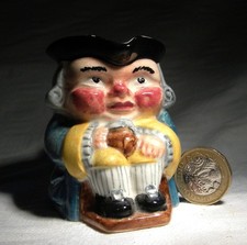 CLARICE CLIFF   2.1/2" TOBY
