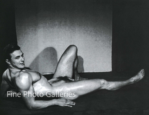 1949 80s vintage - male, nude