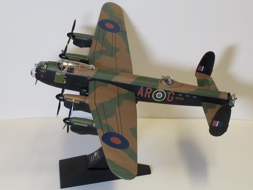 Corgi aa32607 avro lancaster - corgi,