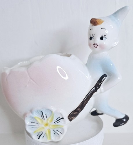 Vintage woodland squirrel log - vintage,