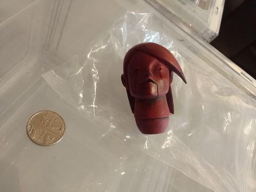 Threea scale red momba - 1/6,