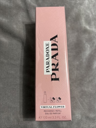 Prada paradoxe virtual - prada, flower