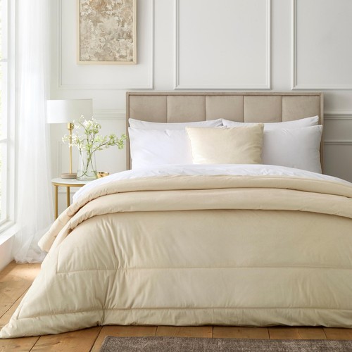 Quilted bedspread 235x235cm - quilted,