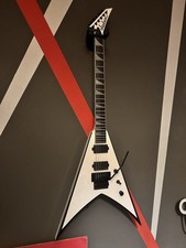 2017 Jackson King V Pro White 