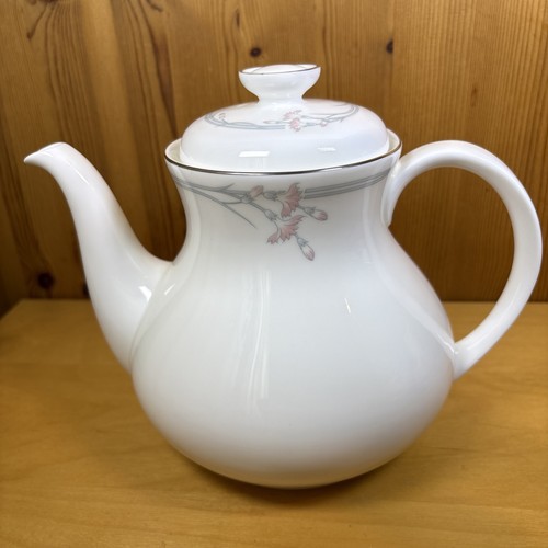 Royal doulton carnation tea - doulton,