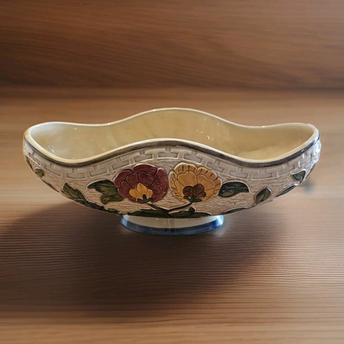 Indian tree vase display - tree,