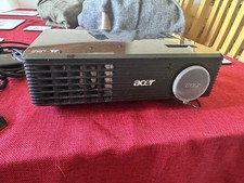 Acer X112 Projector