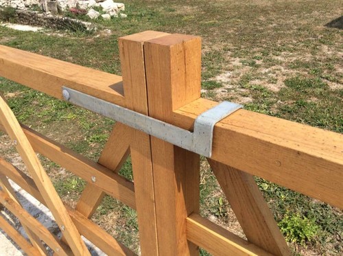 Galvanized gate loop - loop, throw