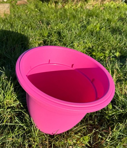 Bright round plant pots garden - round,