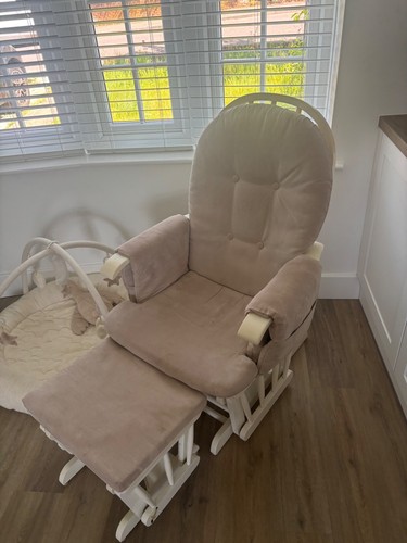 Beige and white wooden nursing