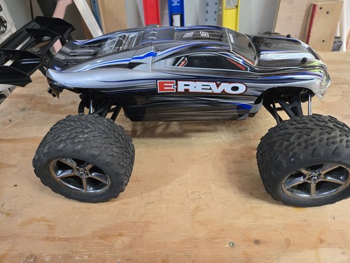Traxxas revo 10 - 1/10, roller