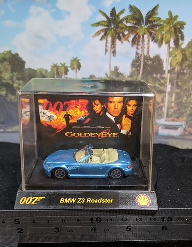 Vintage james bond goldeneye - james,