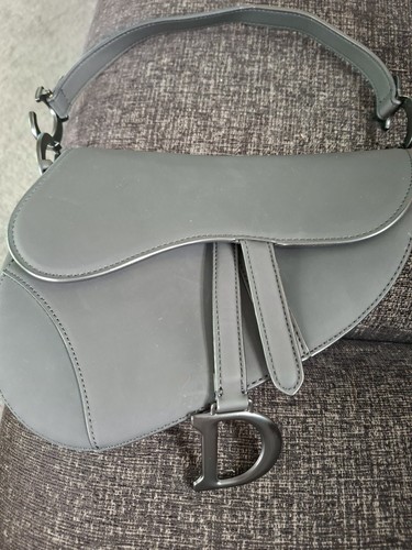 Black saddle handbag - black,