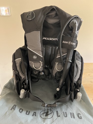 Aqualung axiom bcd with - aqualung,